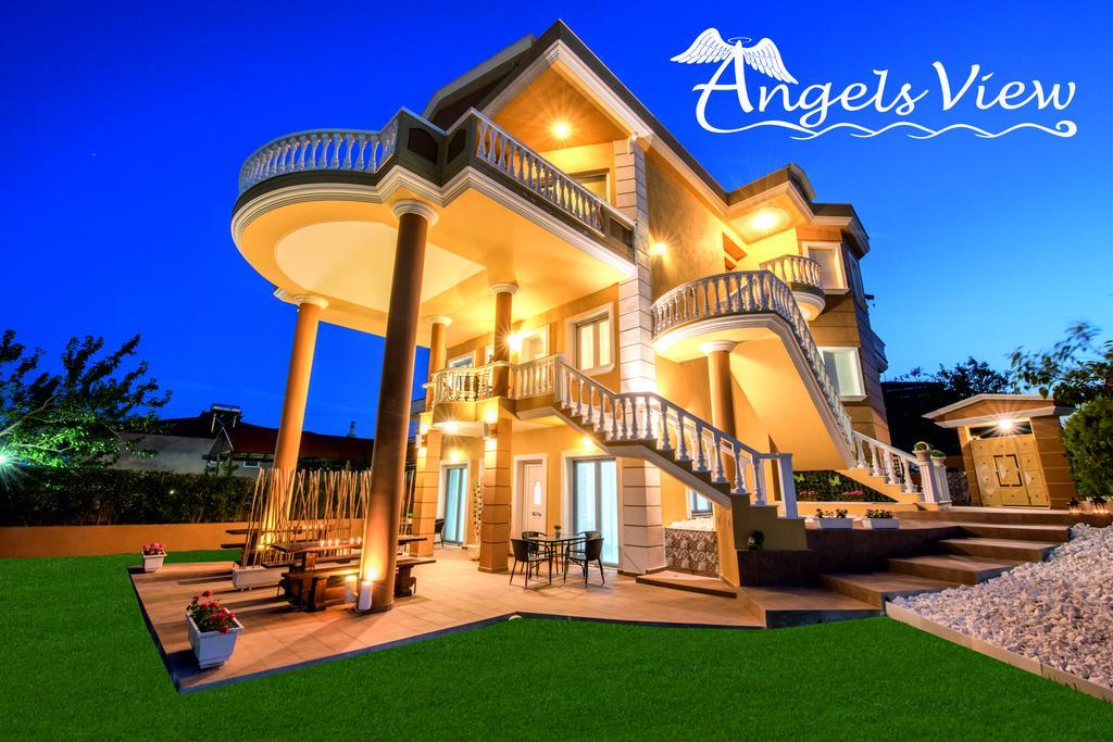 Angels View Luxury Family Apartments Ліменарія Екстер'єр фото