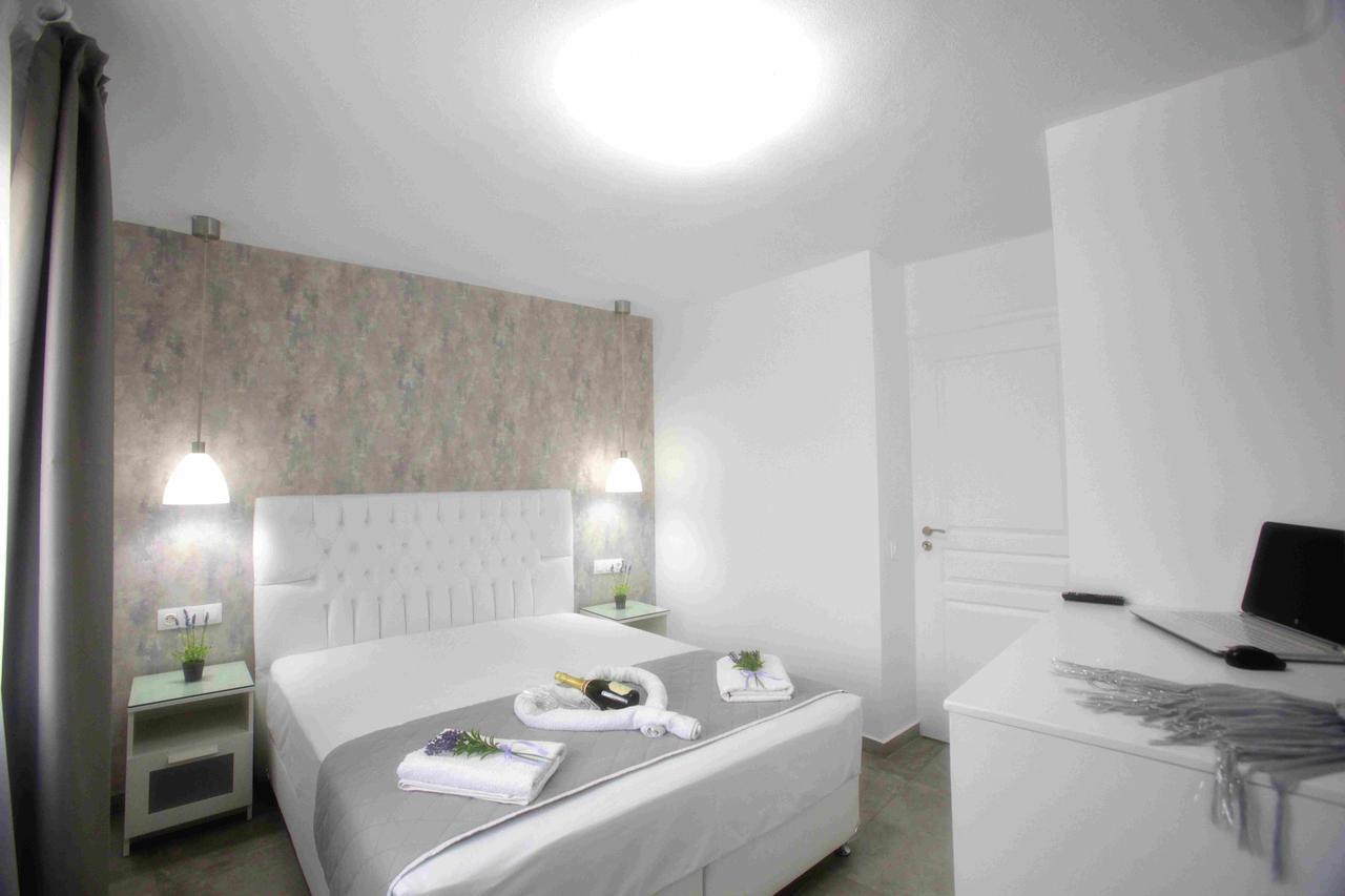 Angels View Luxury Family Apartments Ліменарія Екстер'єр фото